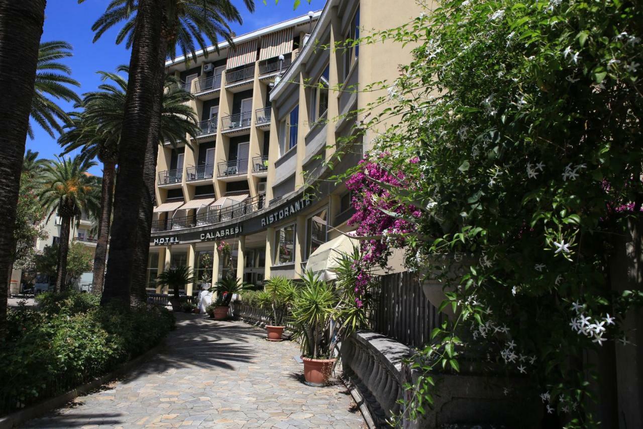 Hotel Calabresi San Benedetto del Tronto Exteriör bild